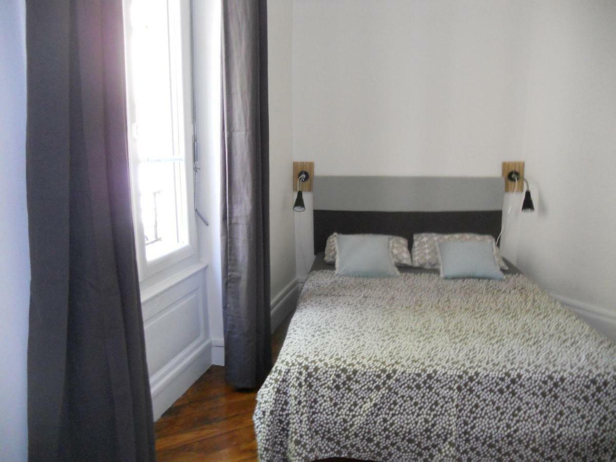 Au 303 Apartment Лион Екстериор снимка